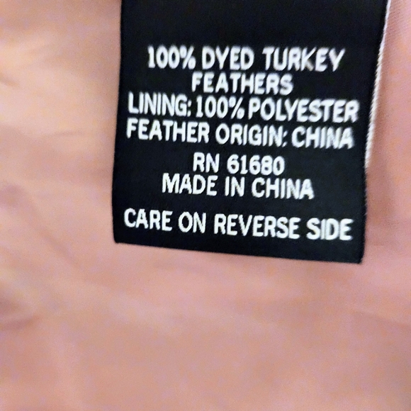 525 America Luxe Tan Beige Feather Vest - Picture 4 of 5